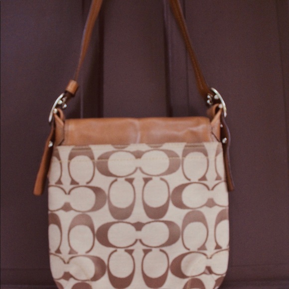 Coach Tan Leather Flap Duffle Crossbody - Picture 2 of 7